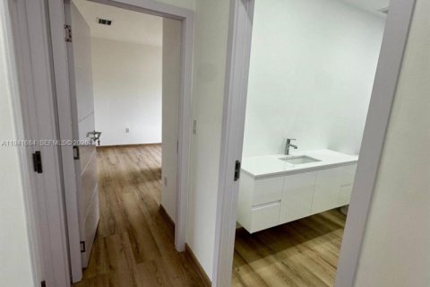 Casa en venta en Florida City, Florida, 8 dormitorios № 1998435 - foto 30