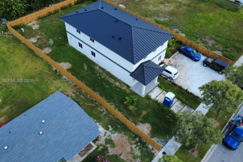 Casa en venta en Florida City, Florida, 8 dormitorios № 1998435 - foto 10
