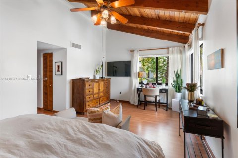 Touwnhouse à vendre à Miami, Floride: 2 chambres, 167.22 m2 № 1845470 - photo 25