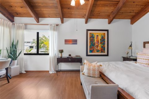 Touwnhouse à vendre à Miami, Floride: 2 chambres, 167.22 m2 № 1845470 - photo 26