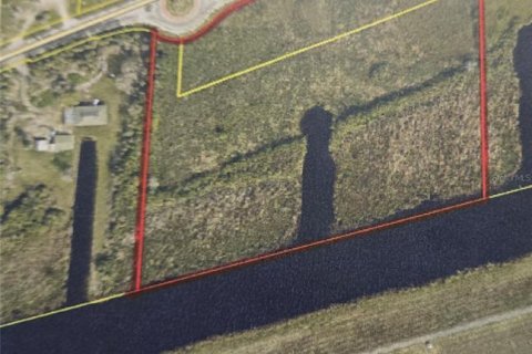 Land in Okeechobee, Florida № 1808106 - photo 1