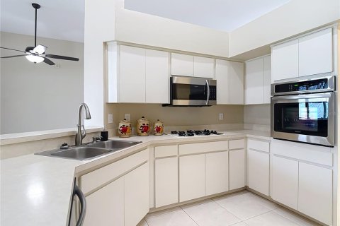House in Wesley Chapel, Florida 4 bedrooms, 186.27 sq.m. № 1887116 - photo 21