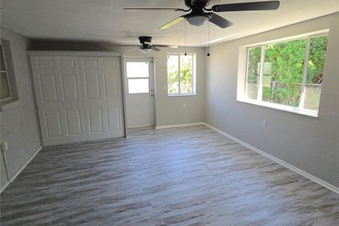 Villa ou maison à vendre à New Port Richey, Floride: 3 chambres, 136.38 m2 № 2433216 - photo 14