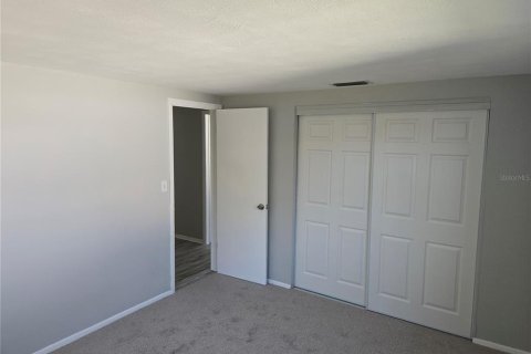 Villa ou maison à vendre à New Port Richey, Floride: 3 chambres, 136.38 m2 № 2433216 - photo 20
