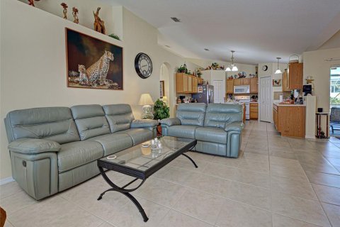 House in North Port, Florida 3 bedrooms, 193.98 sq.m. № 1793362 - photo 30