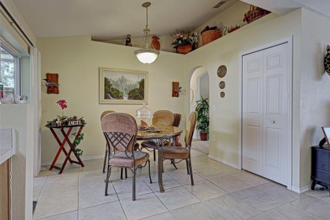 House in North Port, Florida 3 bedrooms, 193.98 sq.m. № 1793362 - photo 27
