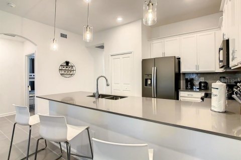 Condominio en alquiler en Davenport, Florida, 2 dormitorios, 128.95 m2 № 1915829 - foto 16