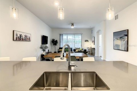 Condominio en alquiler en Davenport, Florida, 2 dormitorios, 128.95 m2 № 1915829 - foto 14