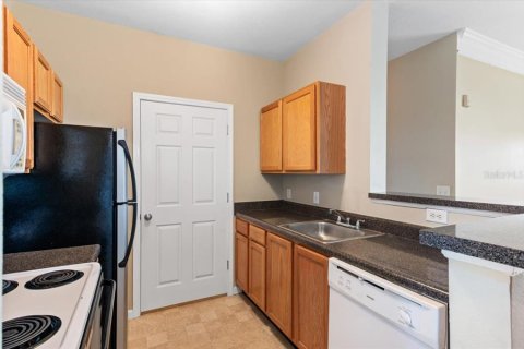 Condo in Bradenton, Florida, 2 bedrooms  № 1837295 - photo 4