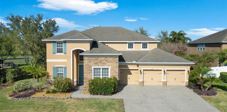 House in Winter Garden, Florida 4 bedrooms, 359.62 sq.m. № 1718716