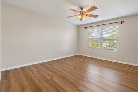 House in Winter Garden, Florida 4 bedrooms, 359.62 sq.m. № 1718716 - photo 21