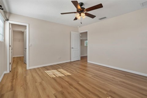 Купить виллу или дом в Уинтер-Гарден, Флорида 7 комнат, 359.62м2, № 1718716 - фото 20