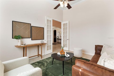 House in Winter Garden, Florida 4 bedrooms, 359.62 sq.m. № 1718716 - photo 5