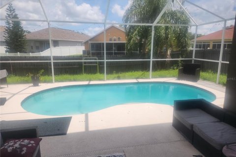 Casa en venta en Brandon, Florida, 5 dormitorios, 320.7 m2 № 1789753 - foto 12
