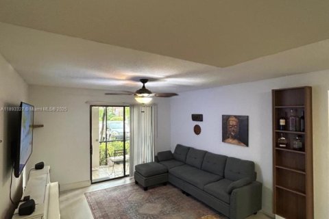 Copropriété à louer à Miami, Floride: 1 chambre, 54.63 m2 № 1945675 - photo 7