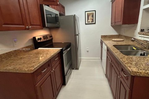 Copropriété à louer à Miami, Floride: 1 chambre, 54.63 m2 № 1945675 - photo 10