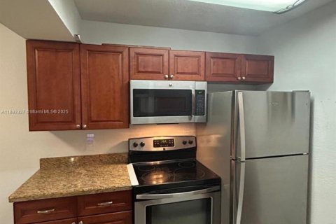 Copropriété à louer à Miami, Floride: 1 chambre, 54.63 m2 № 1945675 - photo 12