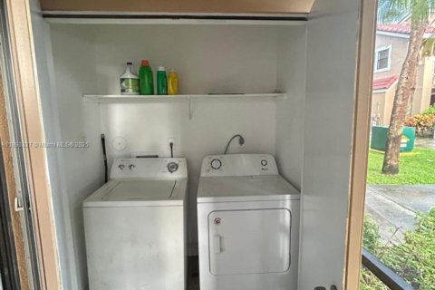 Copropriété à louer à Miami, Floride: 1 chambre, 54.63 m2 № 1945675 - photo 24