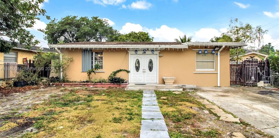 House in Fort Lauderdale, Florida 4 bedrooms, 135.64 sq.m. № 2023502