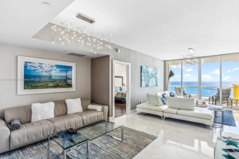 Copropriété à vendre à Sunny Isles Beach, Floride: 3 chambres, 205.69 m2 № 1728923 - photo 3