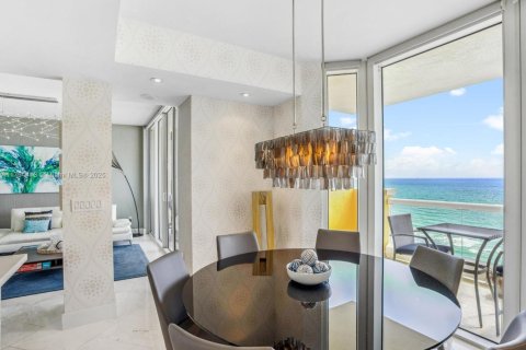 Copropriété à vendre à Sunny Isles Beach, Floride: 3 chambres, 205.69 m2 № 1728923 - photo 17