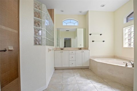 House in Port Charlotte, Florida 3 bedrooms, 212.75 sq.m. № 1830010 - photo 21