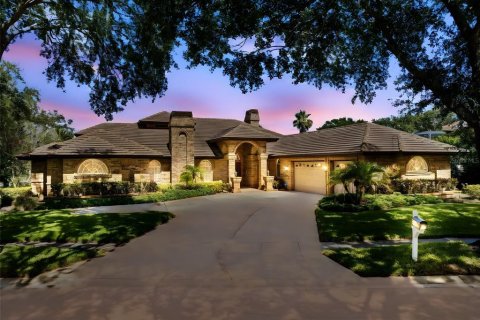 Villa ou maison à vendre à Palm Harbor, Floride: 4 chambres, 393.53 m2 № 1792820 - photo 1