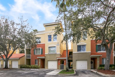 Condominio en alquiler en Palm Beach Gardens, Florida, 3 dormitorios, 136.19 m2 № 1151803 - foto 1
