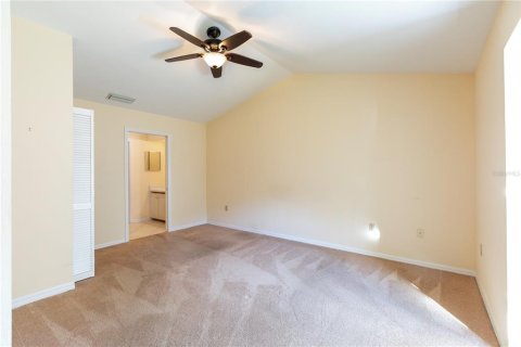 House in Gainesville, Florida 3 bedrooms, 144.74 sq.m. № 1544356 - photo 9