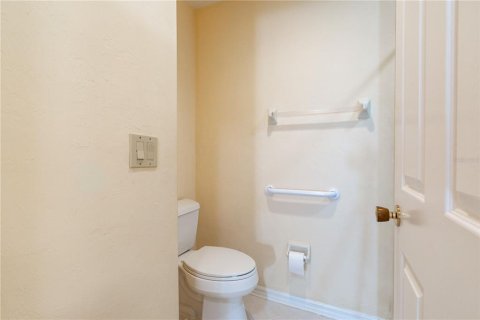 House in Gainesville, Florida 3 bedrooms, 144.74 sq.m. № 1544356 - photo 12