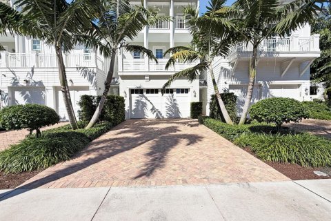 Touwnhouse à vendre à Delray Beach, Floride: 3 chambres, 382.76 m2 № 2387054 - photo 6