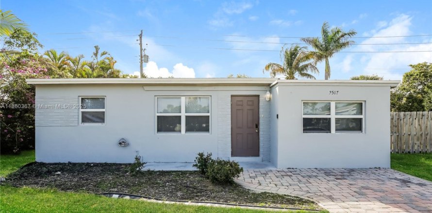 Villa ou maison à Pompano Beach, Floride 2 chambres, 76.55 m2 № 1887737