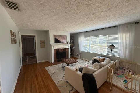 House in Jacksonville, Florida 4 bedrooms, 232.63 sq.m. № 2094210 - photo 26