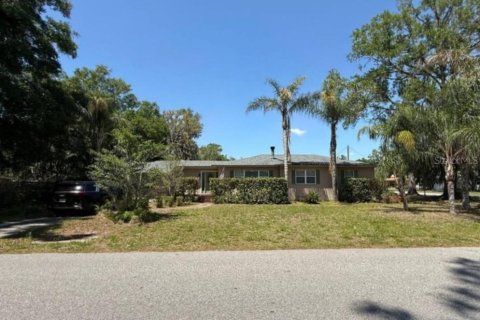 House in Jacksonville, Florida 4 bedrooms, 232.63 sq.m. № 2094210