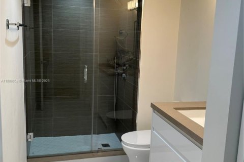 Condominio en alquiler en Key Biscayne, Florida, 1 dormitorio, 130.43 m2 № 1938781 - foto 12