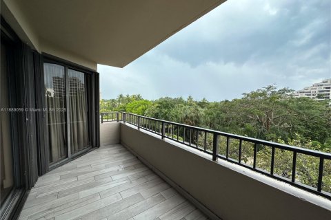 Condominio en alquiler en Key Biscayne, Florida, 1 dormitorio, 130.43 m2 № 1938781 - foto 2