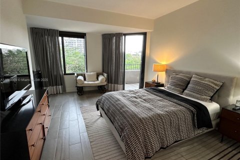 Condominio en alquiler en Key Biscayne, Florida, 1 dormitorio, 130.43 m2 № 1938781 - foto 9