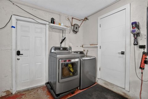 Villa ou maison à vendre à Miami, Floride: 3 chambres, 110.37 m2 № 2251141 - photo 23