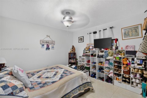Villa ou maison à vendre à Miami, Floride: 3 chambres, 110.37 m2 № 2251141 - photo 27