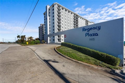 Copropriété à vendre à Ormond Beach, Floride: 2 chambres, 113.81 m2 № 1554484 - photo 1