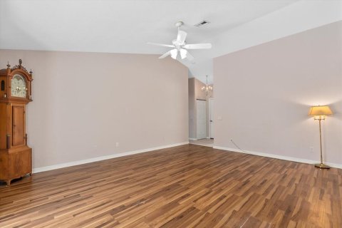 House in Venice, Florida 2 bedrooms, 121.14 sq.m. № 1885085 - photo 11
