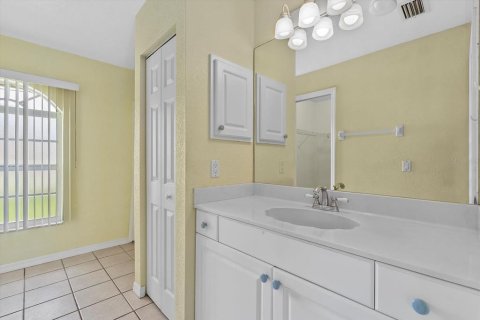 House in Venice, Florida 2 bedrooms, 121.14 sq.m. № 1885085 - photo 17