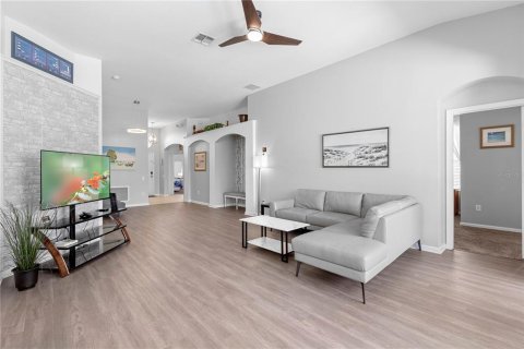 Casa en venta en Kissimmee, Florida, 4 dormitorios, 170.38 m2 № 1735561 - foto 5