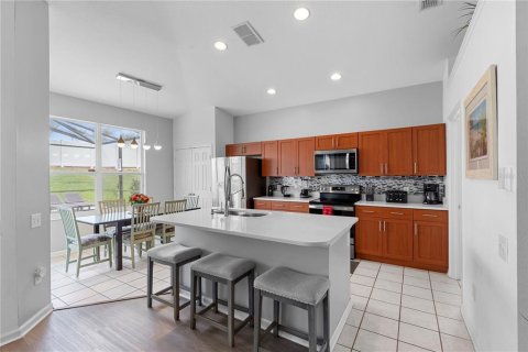 Casa en venta en Kissimmee, Florida, 4 dormitorios, 170.38 m2 № 1735561 - foto 3