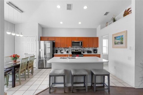 Casa en venta en Kissimmee, Florida, 4 dormitorios, 170.38 m2 № 1735561 - foto 22