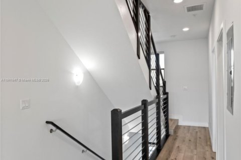 Купить кондоминиум в Дорал, Флорида 3 спальни, 142.51м2, № 1834269 - фото 24