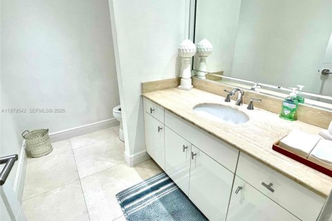 Снять в аренду кондоминиум в Авентура, Флорида 3 спальни, 216м2, № 2044275 - фото 16