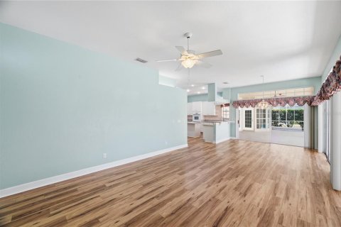 House in Sun City Center, Florida 3 bedrooms, 224.82 sq.m. № 2152091 - photo 12