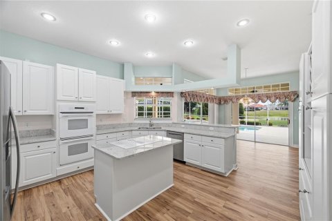 House in Sun City Center, Florida 3 bedrooms, 224.82 sq.m. № 2152091 - photo 7