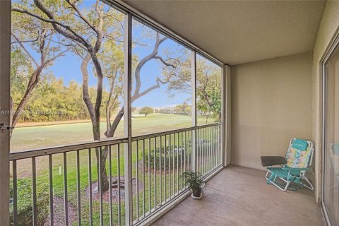 Condo à Pembroke Pines, Floride, 2 chambres  № 2049914